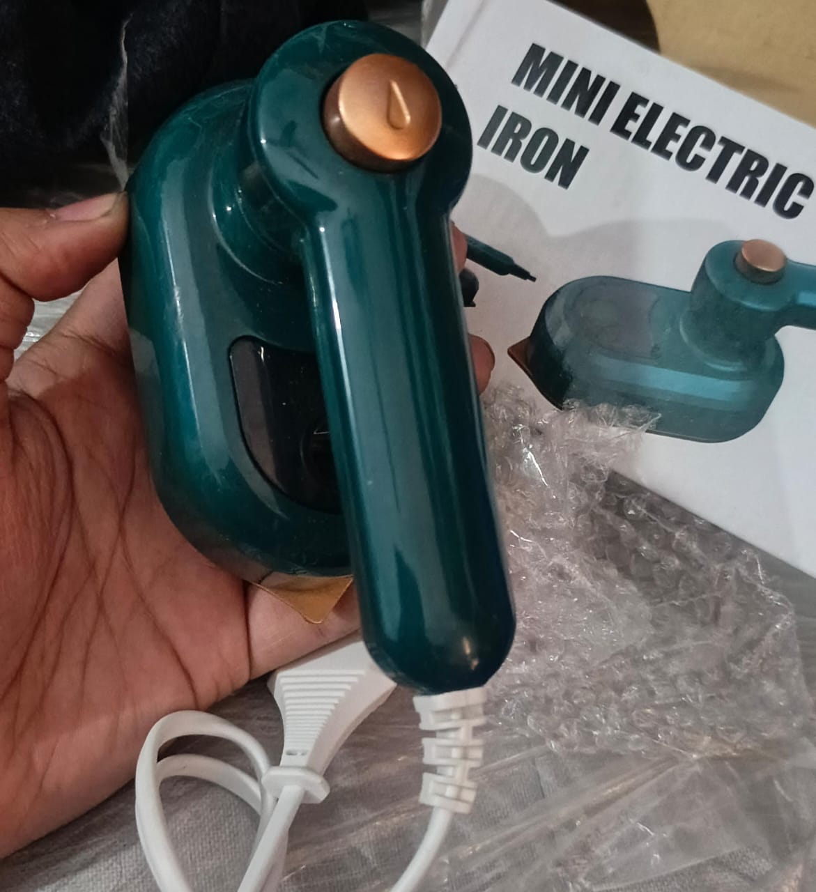 Portable Handheld Dry & Wet Steam Iron